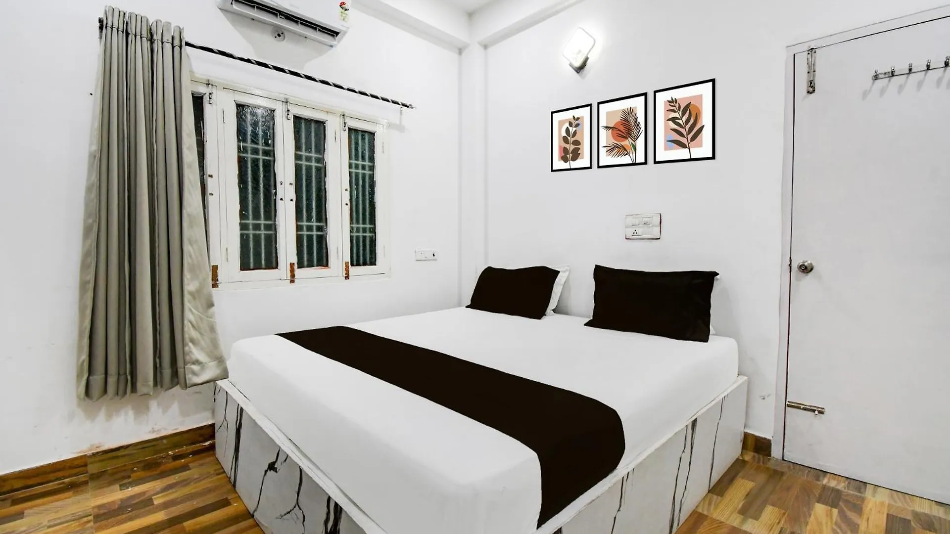 Hotel O The White House 瓦拉纳西 印度